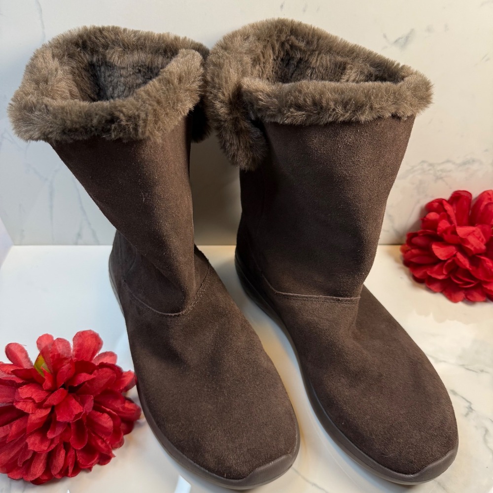 NEW Sketchers Leather Air cooled Goga Mat Faux Fur Lined Suede Boots Brown 9.5M